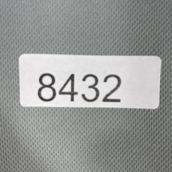 ALO Yoga Men's Gray Long Sleeve Shirt - Picture 10 of 10